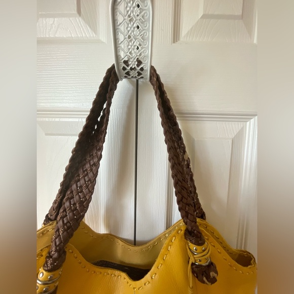 The Sak mustard yellow handbag - Picture 3 of 5